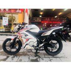 Bán xe Yamaha Fz150i mầu trắng giá 36.5 triệu