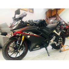Yamaha R15 v3 màu đen đời 2019 giá 6x triệu