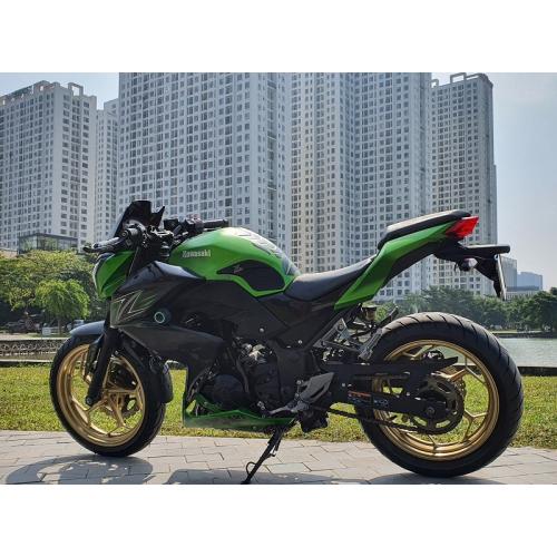 Bán xe Kawasaki Z300 ABS đời 2017 màu xanh đen giá 8x triệu Bán xe Kawasaki Z300 ABS đời 2017 màu xanh đen giá 8x triệu