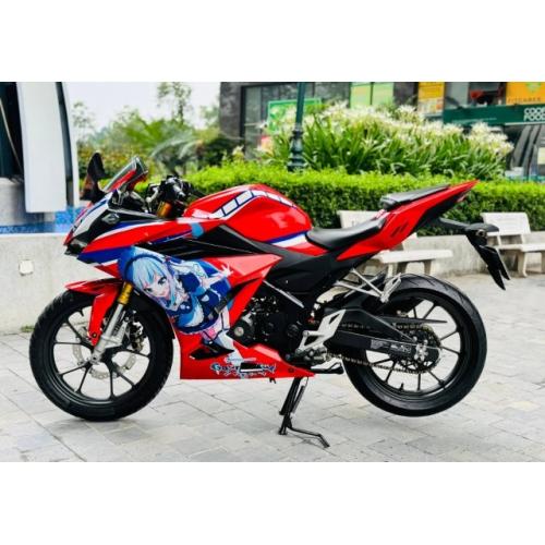 HonDa CBR 150R cũ giá 3x triệu HonDa CBR 150R cũ giá 3x triệu