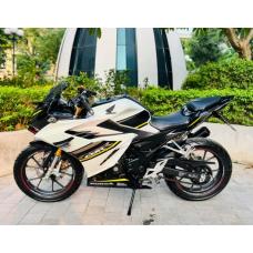 Bán xe Honda CBR 150R giá 3x triệu